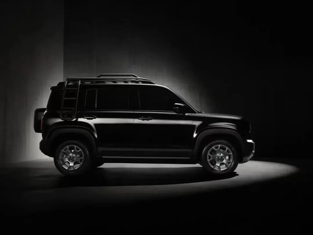 宝骏悦也家族 4 月 12 日正式上市，三门及五门车型将同时发布