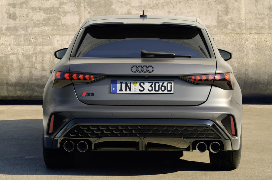 2024 款奥迪 S3 发布，动力提升并引入 RS 扭矩分配器