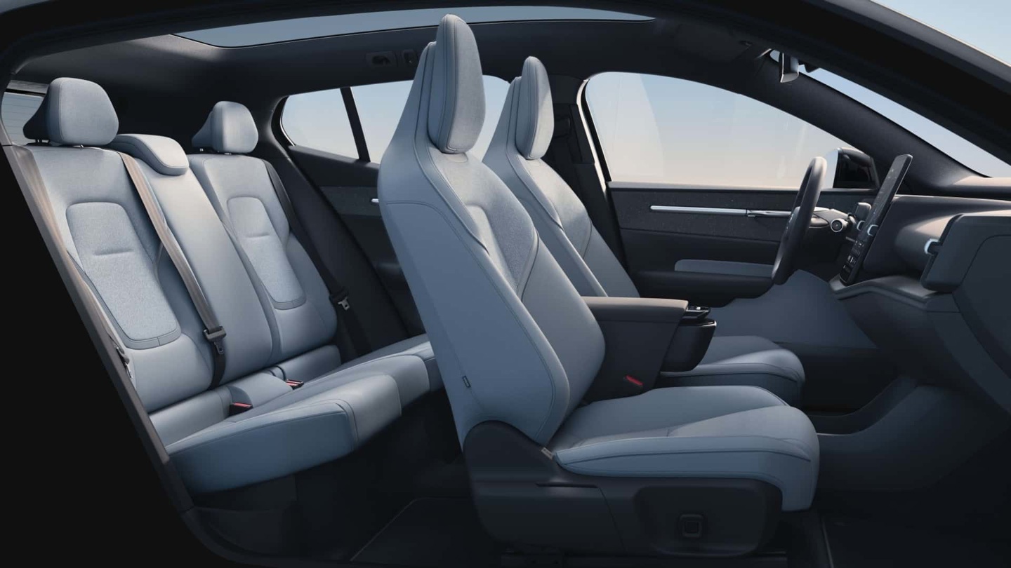 国产沃尔沃 EX30 将于北京车展首发：定位紧凑型纯电 SUV，最大续航 590km