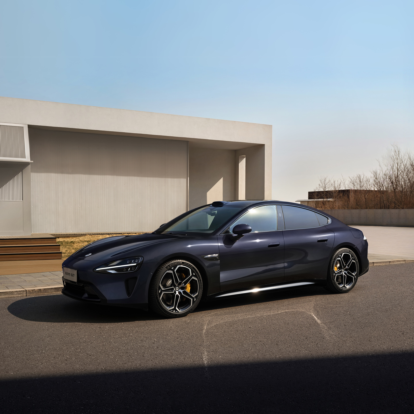 小米汽车:SU7 续航低于 50km 可触发“超级省电模式”,将关闭多种配置并限速 90km/h