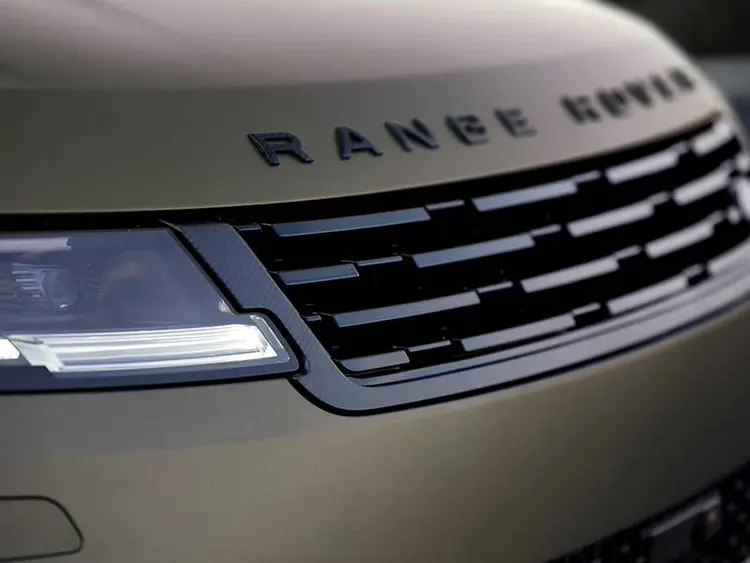 243.8 万元，路虎揽胜运动版 SV Edition One 车型上市：中国大陆限量 15 台