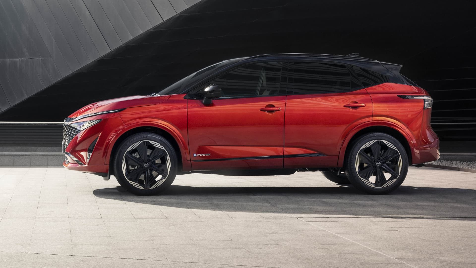 2025 款日产逍客中期改款车型亮相：重新设计前脸