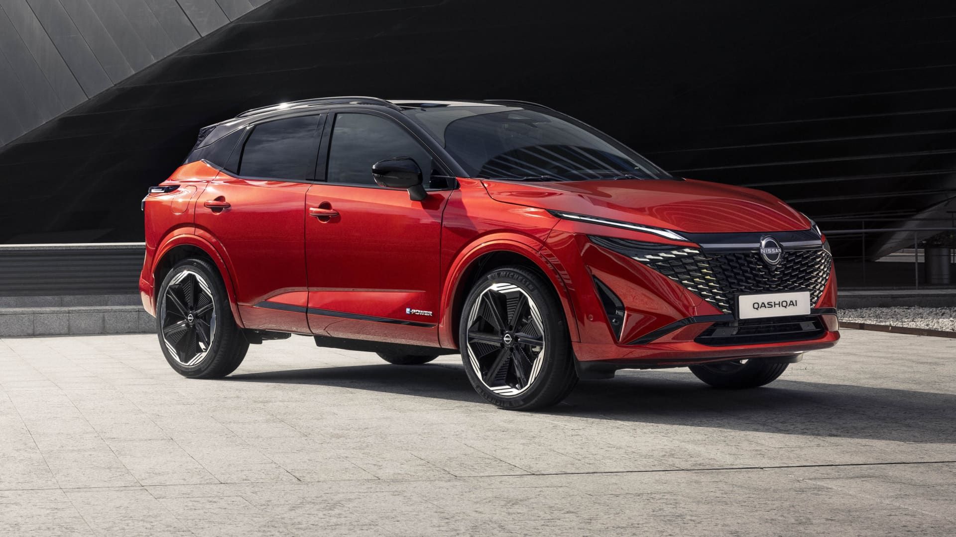 2025 款日产逍客中期改款车型亮相：重新设计前脸