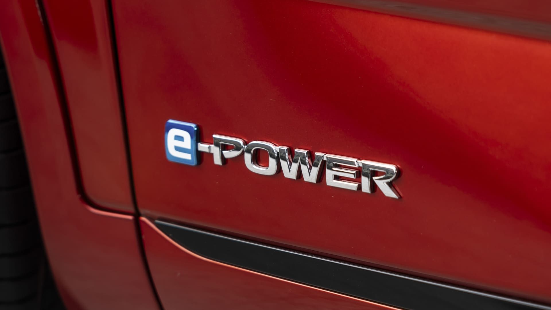 2025 款日产逍客中期改款车型亮相：重新设计前脸