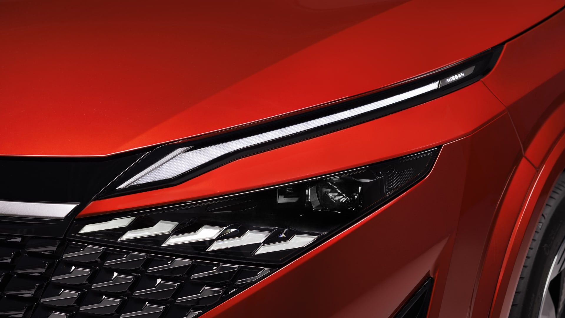 2025 款日产逍客中期改款车型亮相：重新设计前脸