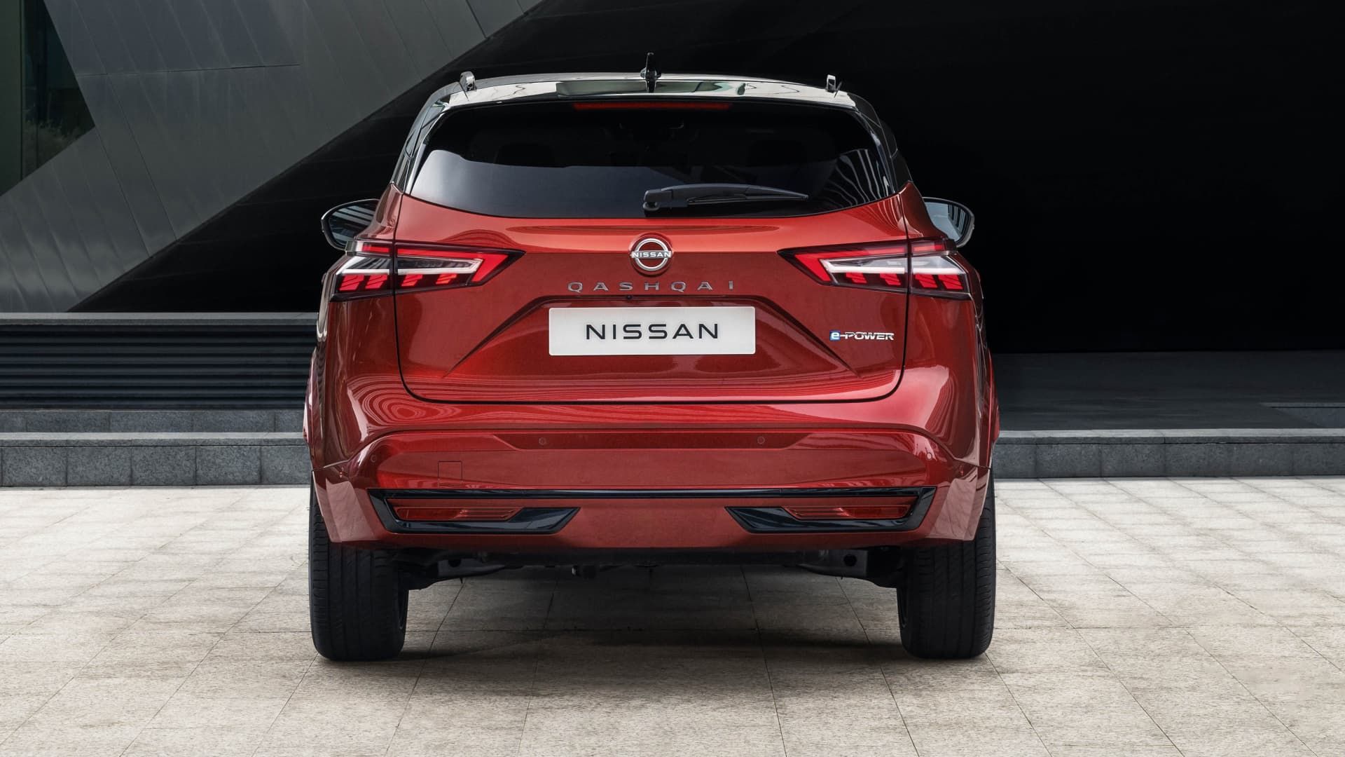 2025 款日产逍客中期改款车型亮相：重新设计前脸