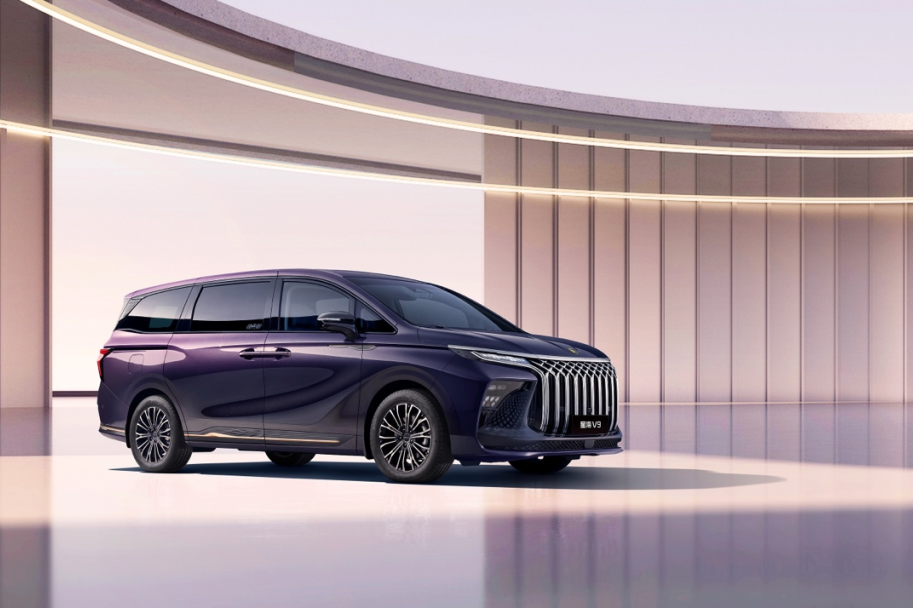 东风风行星海 V9 电混 MPV 开启预售，19.99 万元起