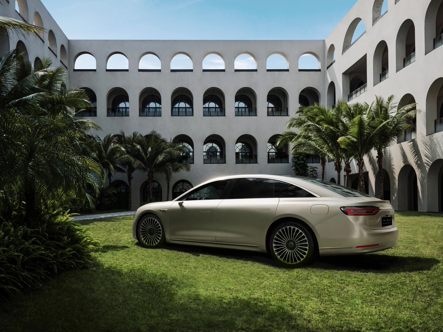 北汽 × 华为:鸿蒙智行“第三界”享界 S9 中大型轿车实车曝光