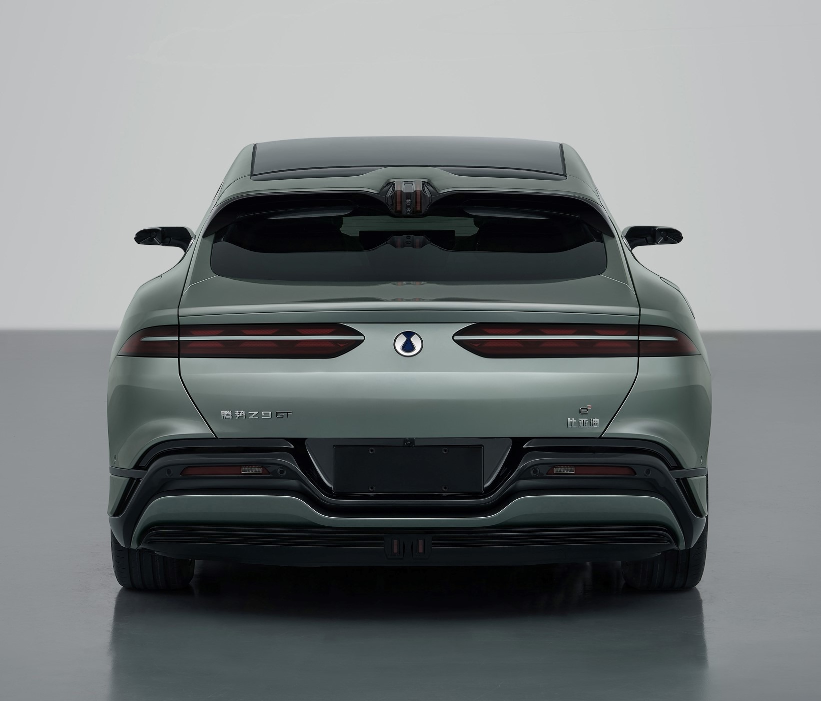 比亚迪腾势 Z9 GT 插混版车型申报图公布，2.0T 发动机   三电机