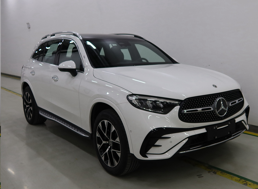 全新奔驰 GLC 插混版车型完成申报：2.0T 混动系统，燃油版同款设计